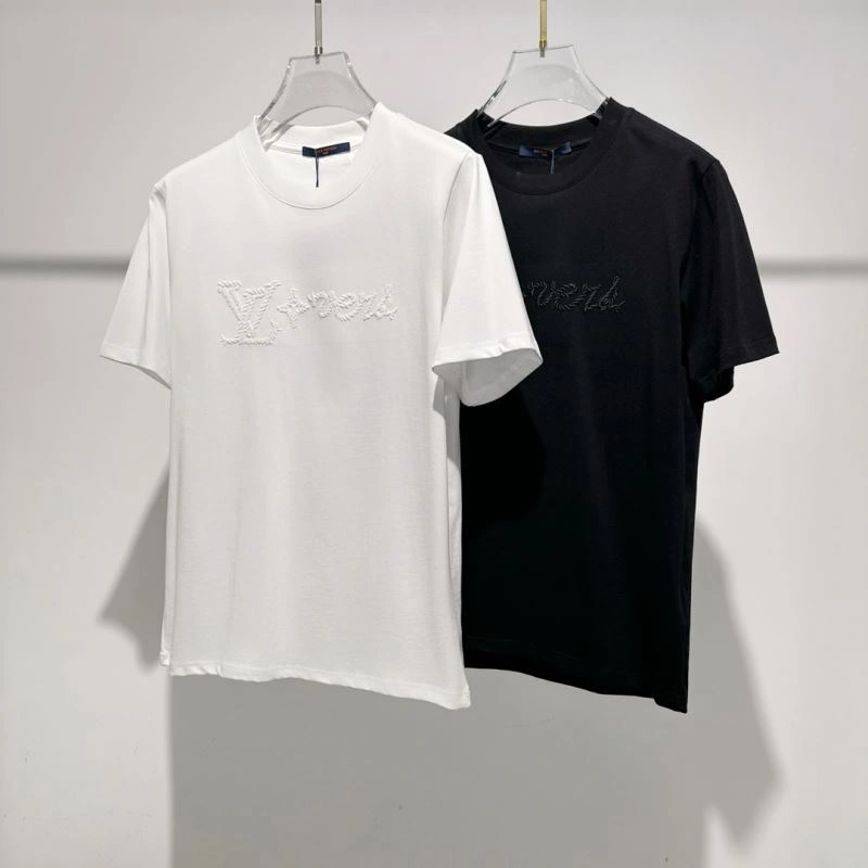 Louis Vuitton T-Shirts Lightweight 134631