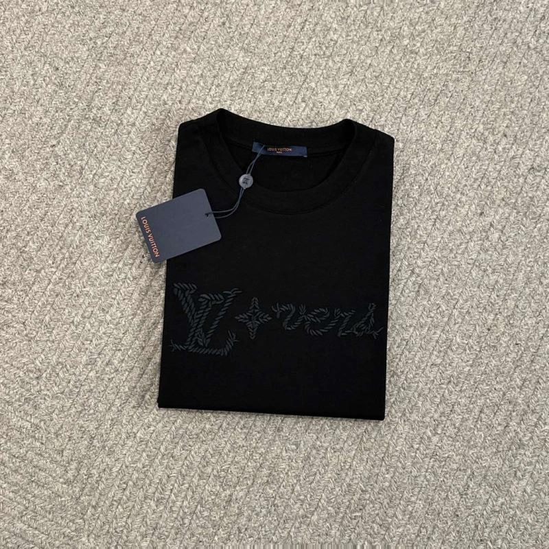 Louis Vuitton T-Shirts Lightweight 134631