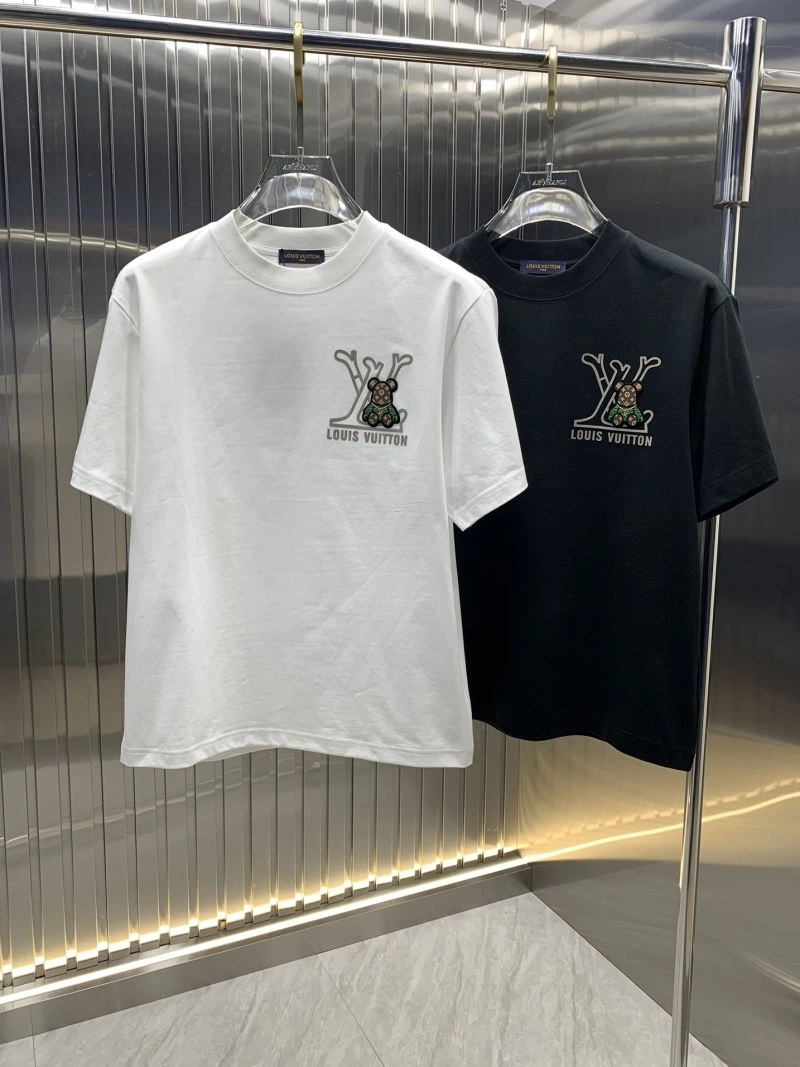 MoistureWicking Louis Vuitton T-Shirts 134629