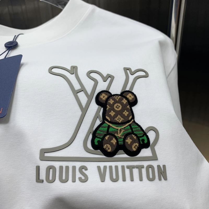 MoistureWicking Louis Vuitton T-Shirts 134629
