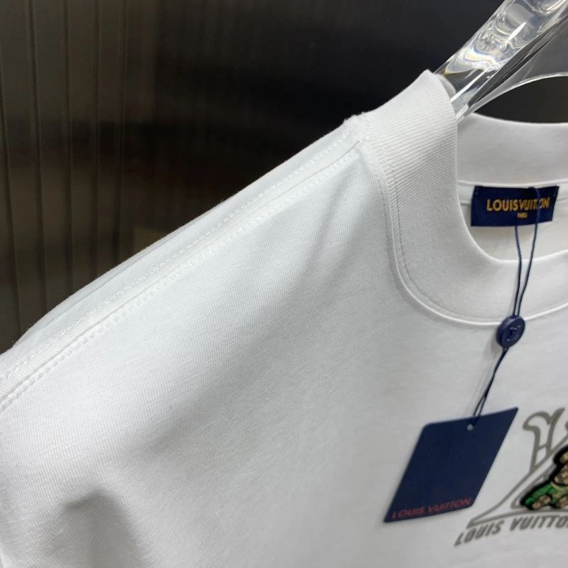 MoistureWicking Louis Vuitton T-Shirts 134629