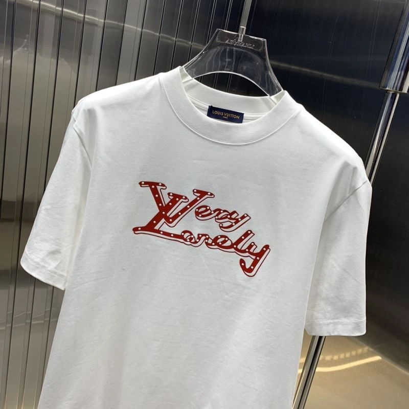 Breathable Louis Vuitton T-Shirts 134615