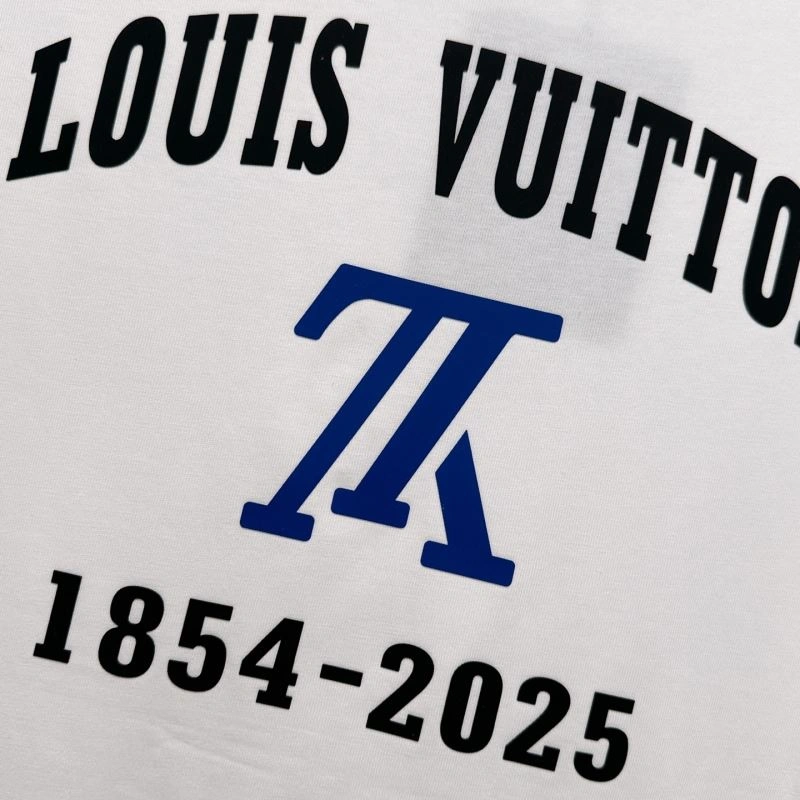 Louis Vuitton T-Shirts Sophisticated 134620