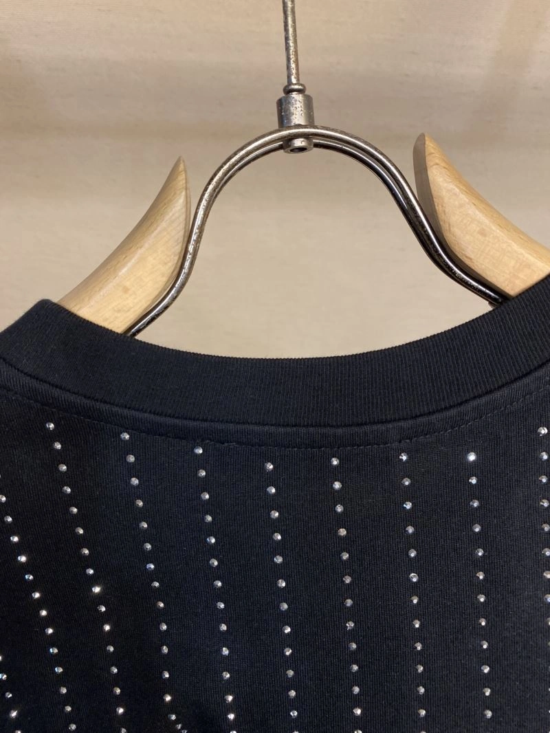 Louis Vuitton T-Shirts UrbanChic 134606