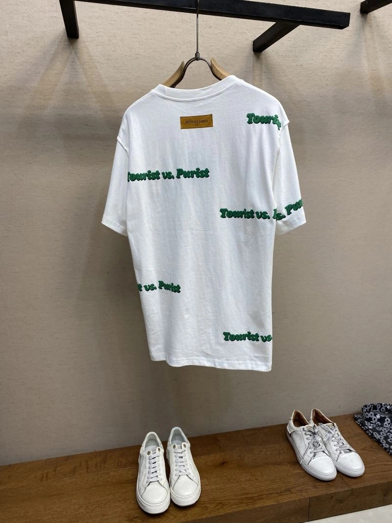 Sophisticated Louis Vuitton T-Shirts 134599