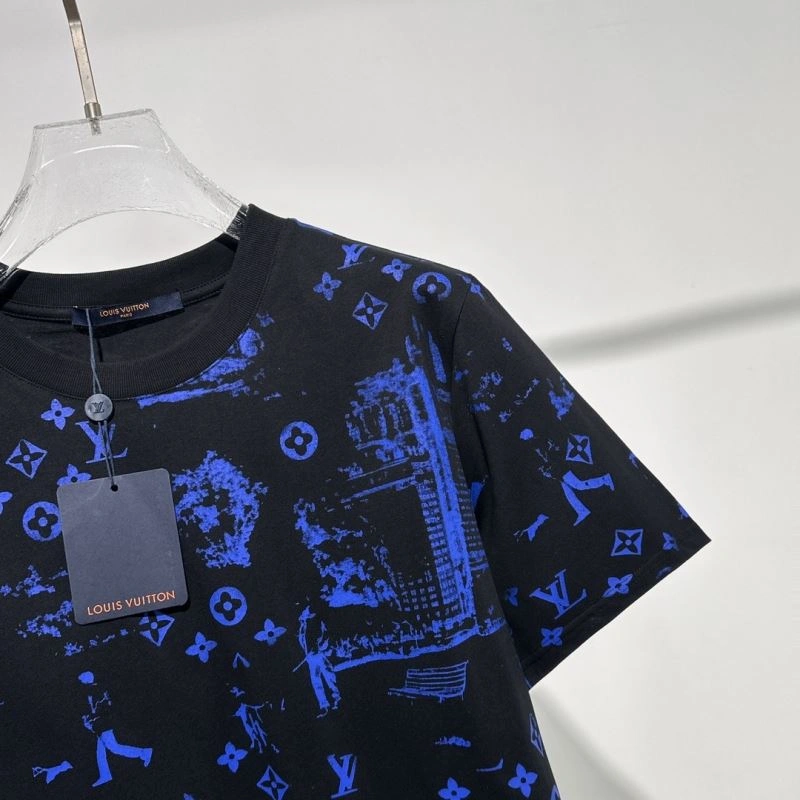 EyeCatching Louis Vuitton T-Shirts 134602