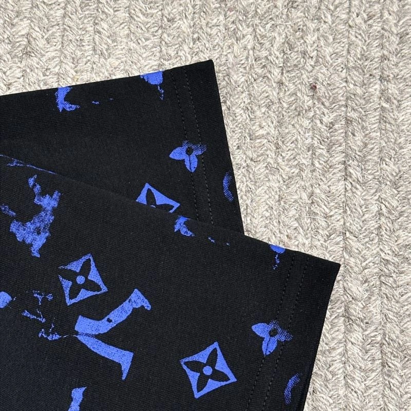 EyeCatching Louis Vuitton T-Shirts 134602