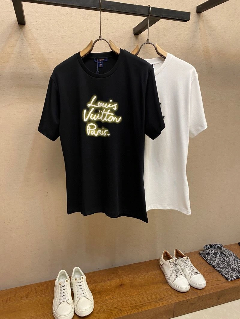 WaterResistant Louis Vuitton T-Shirts 134626