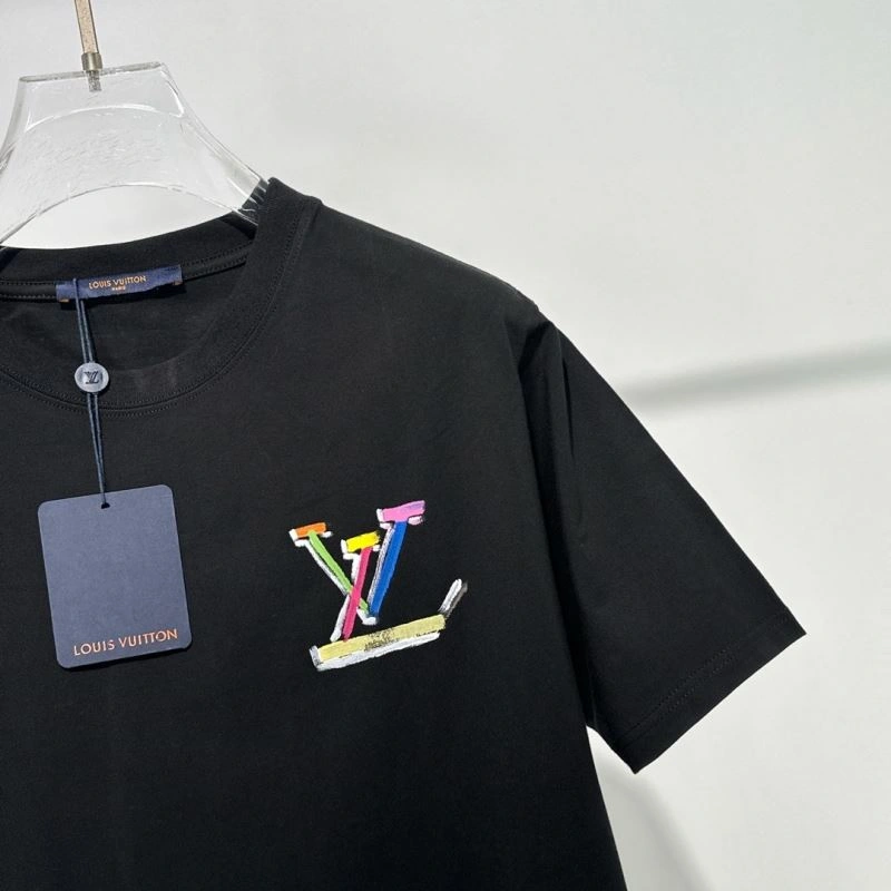 Louis Vuitton T-Shirts Durable 134614