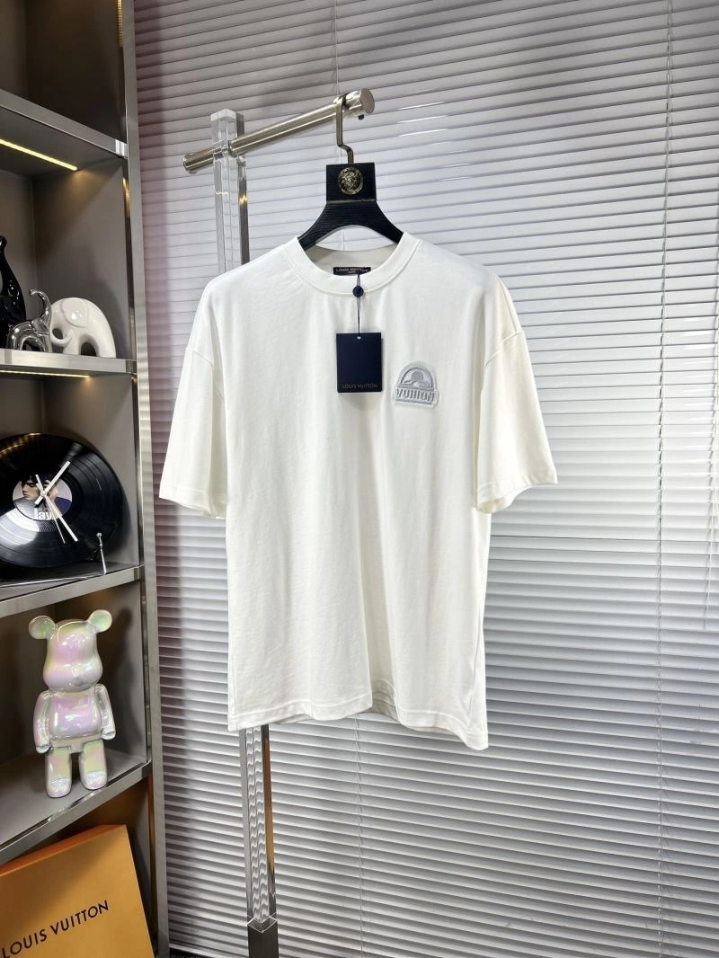 HighQuality Louis Vuitton T-Shirts 134598