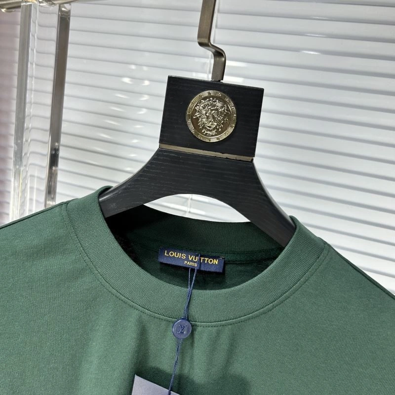 Comfortable Louis Vuitton T-Shirts 134618