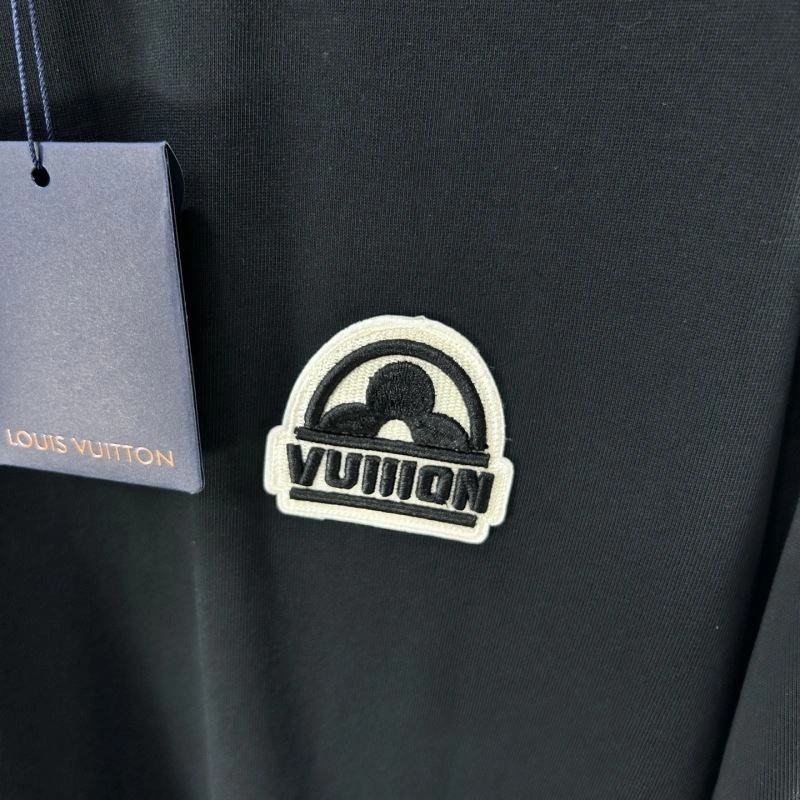 Louis Vuitton T-Shirts Sporty 134617