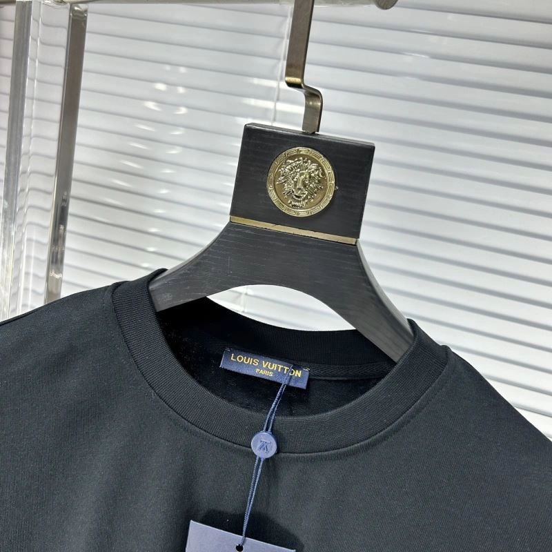 Louis Vuitton T-Shirts Effortless 134619