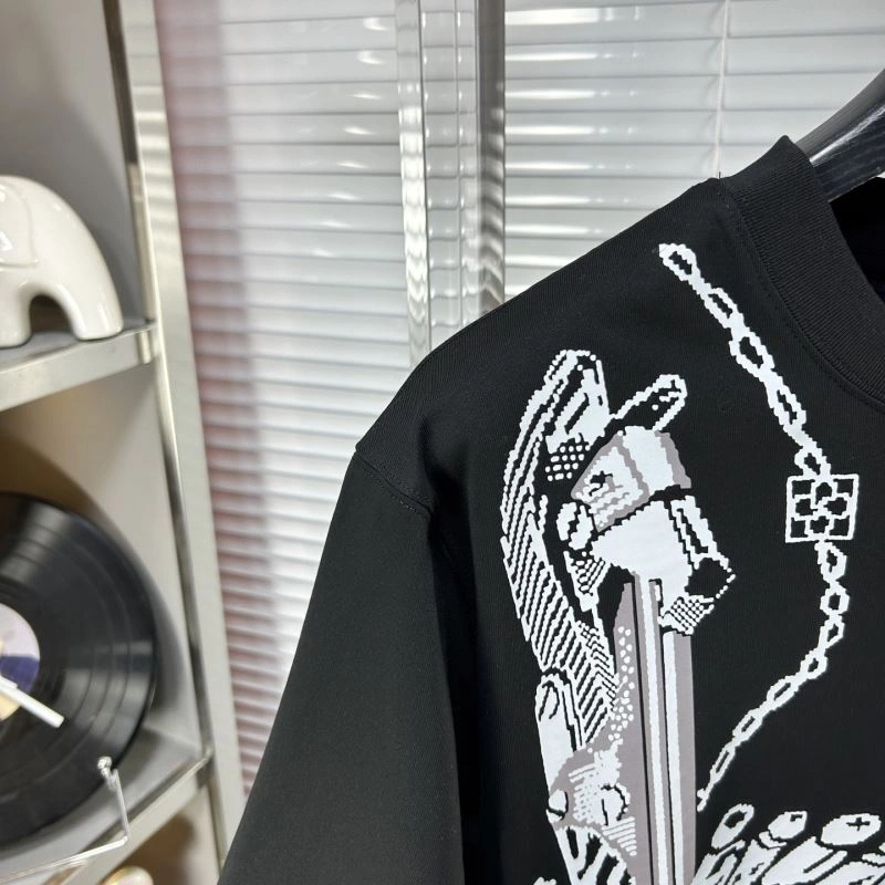WaterResistant Louis Vuitton T-Shirts 134597
