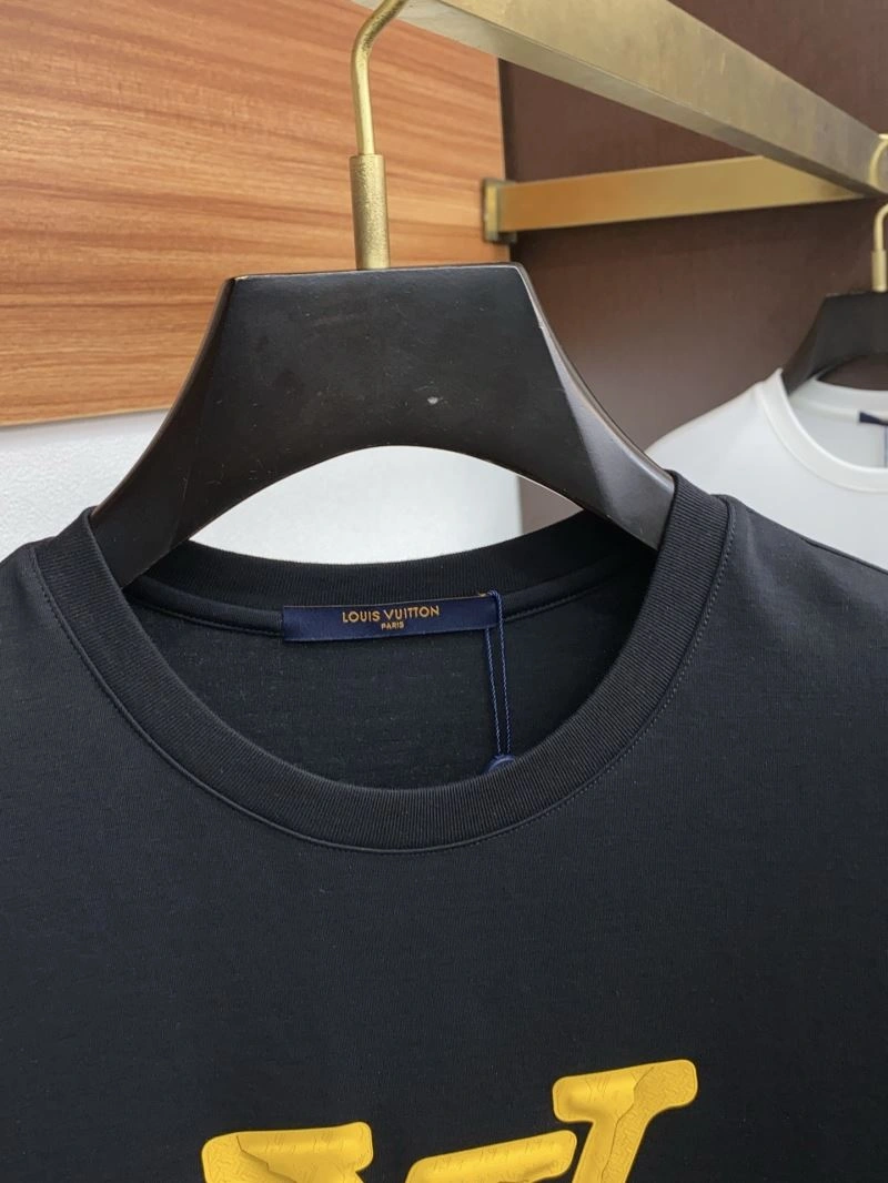 OdorResistant Louis Vuitton T-Shirts 134604