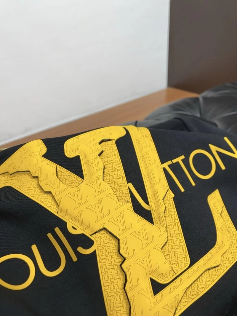 OdorResistant Louis Vuitton T-Shirts 134604