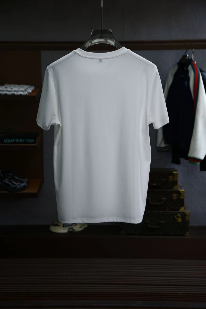 Louis Vuitton T-Shirts Practical 134586
