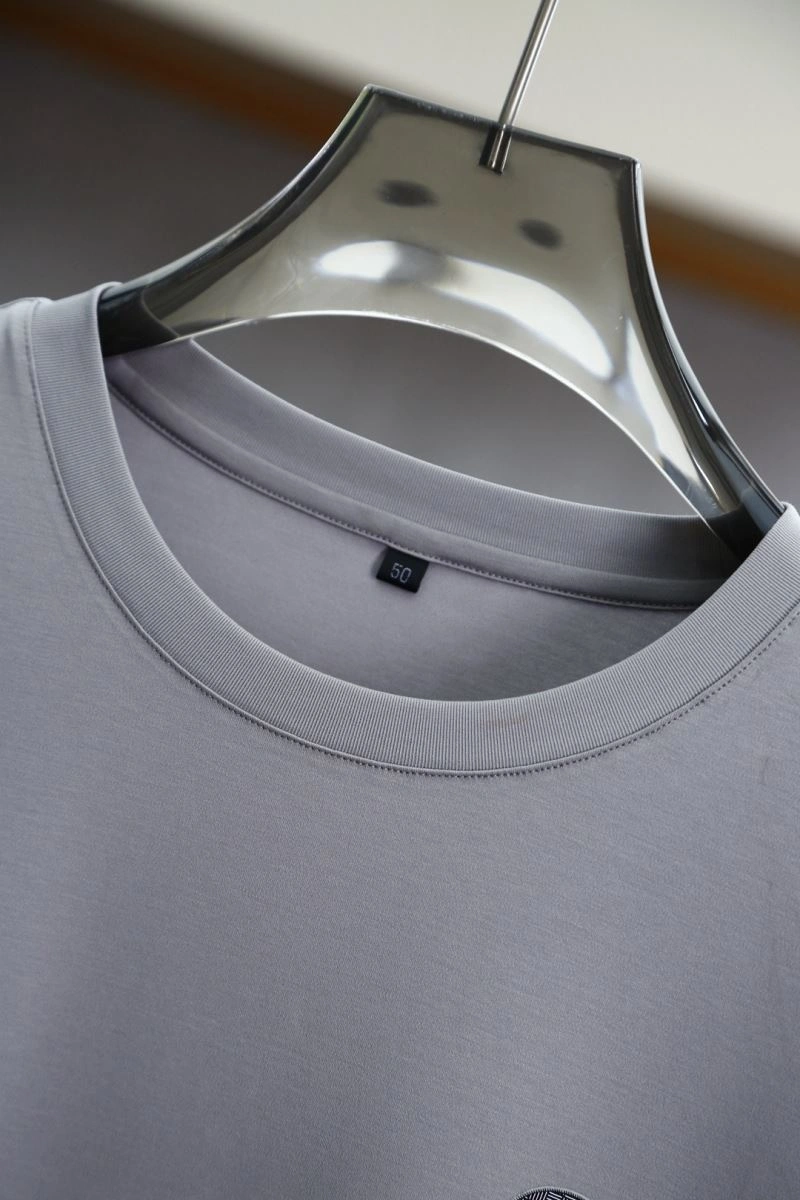 Louis Vuitton T-Shirts TimelessDesign 134585