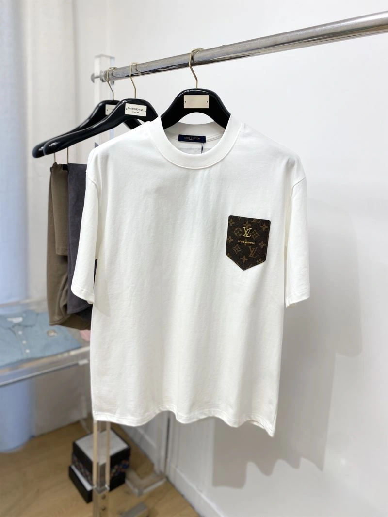Affordable Louis Vuitton T-Shirts 134570