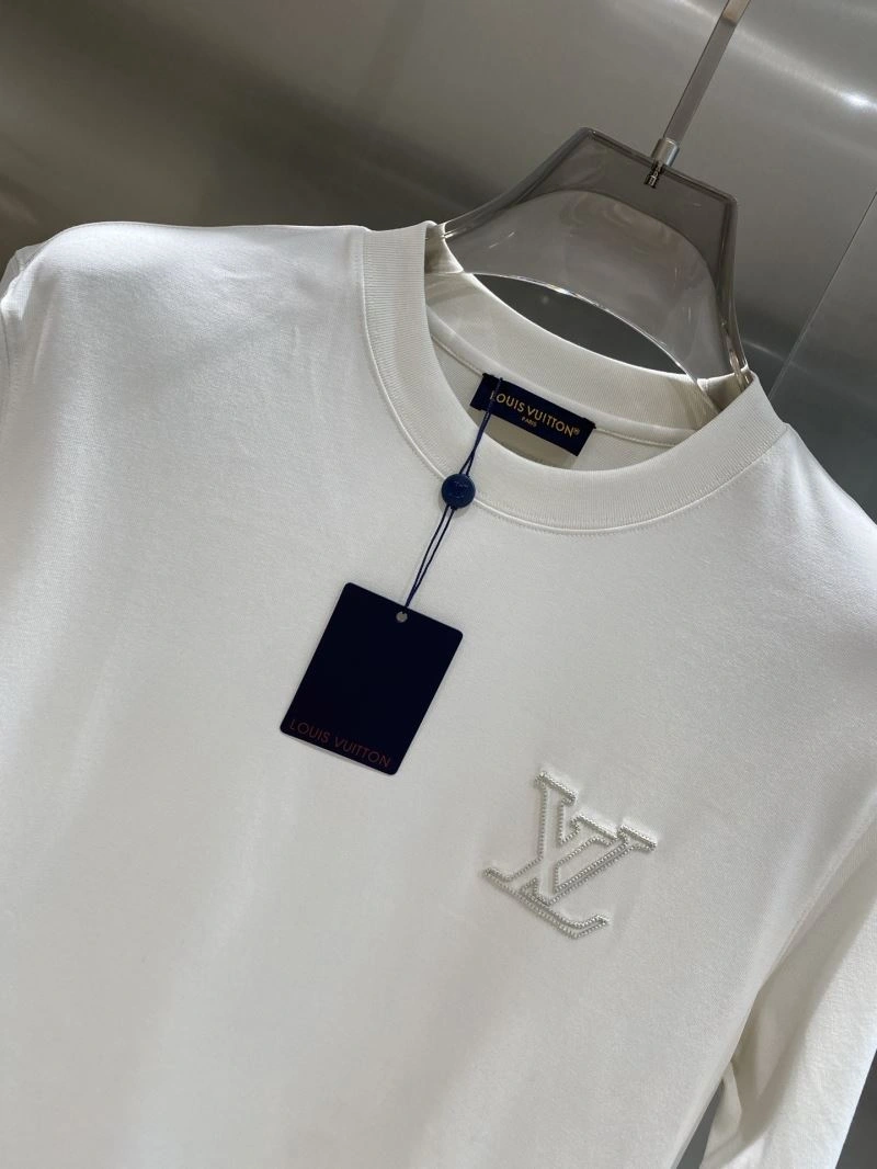 Vibrant Louis Vuitton T-Shirts 134562