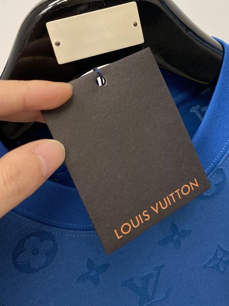 ModernLook Louis Vuitton T-Shirts 134579
