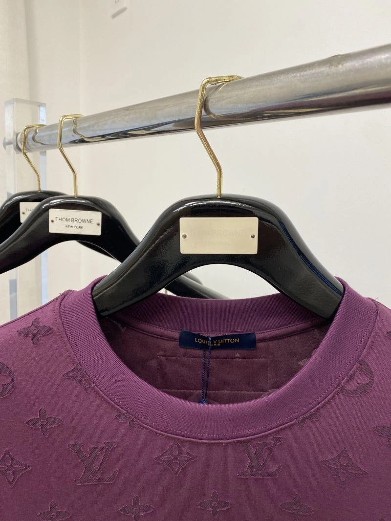 Louis Vuitton T-Shirts AllSeason 134567
