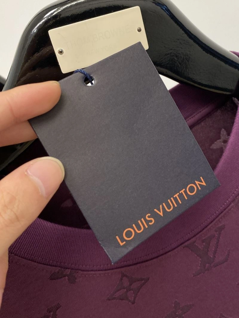 Louis Vuitton T-Shirts AllSeason 134567