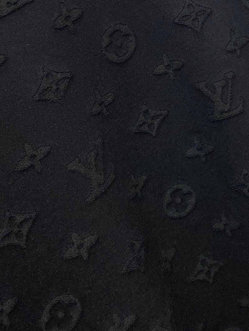 Louis Vuitton T-Shirts Sleek 134560