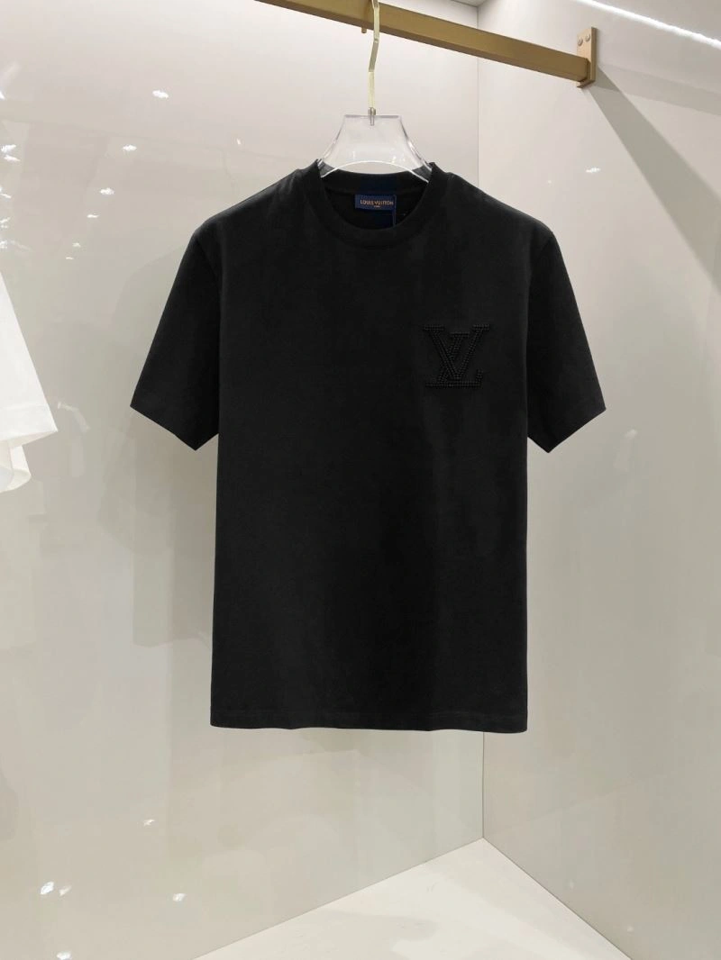 Louis Vuitton T-Shirts ModernLook 134581