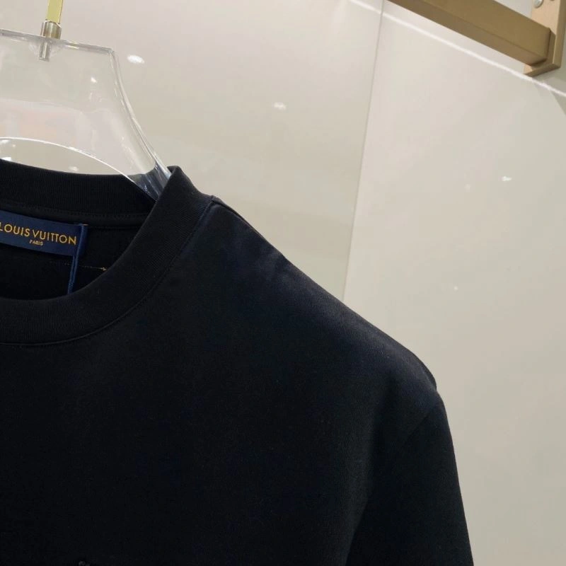 Louis Vuitton T-Shirts ModernLook 134581