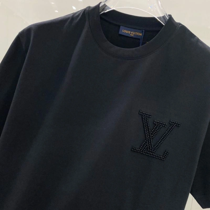 Louis Vuitton T-Shirts ModernLook 134581