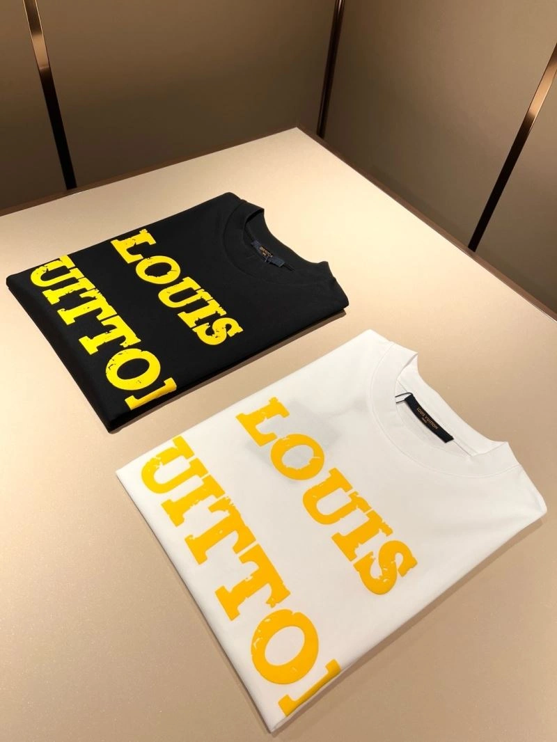Trendsetting Louis Vuitton T-Shirts 134551