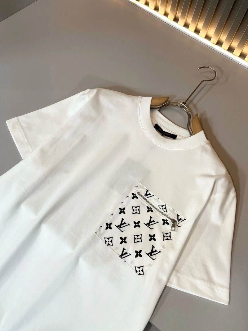 Louis Vuitton T-Shirts Functional 134554