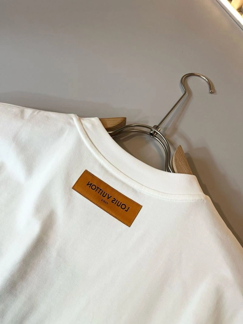 Louis Vuitton T-Shirts Functional 134554
