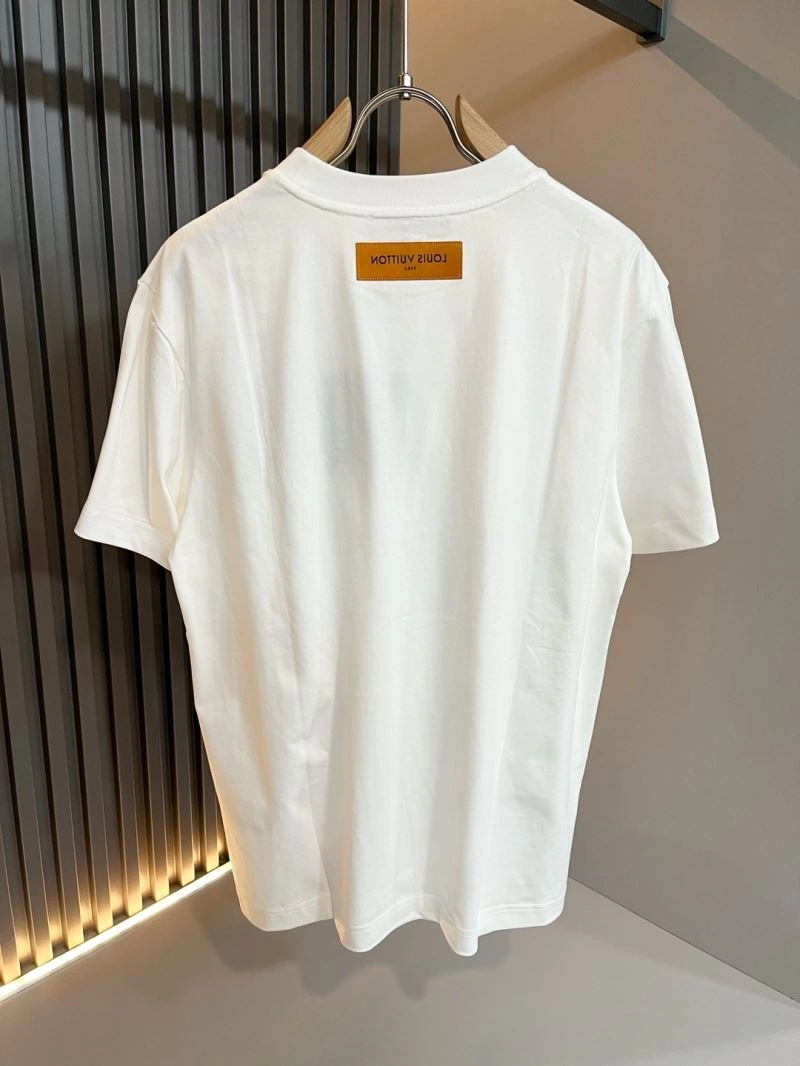 Fashionable Louis Vuitton T-Shirts 134549