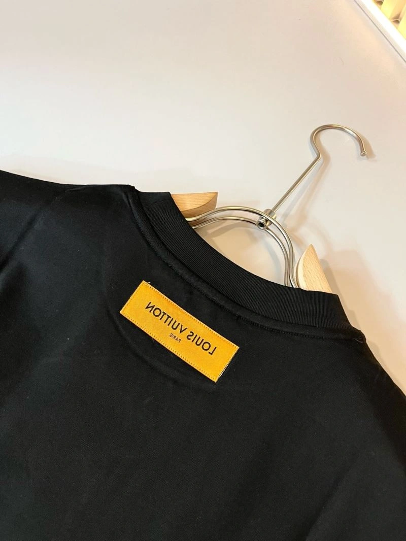 Louis Vuitton T-Shirts Effortless 134548