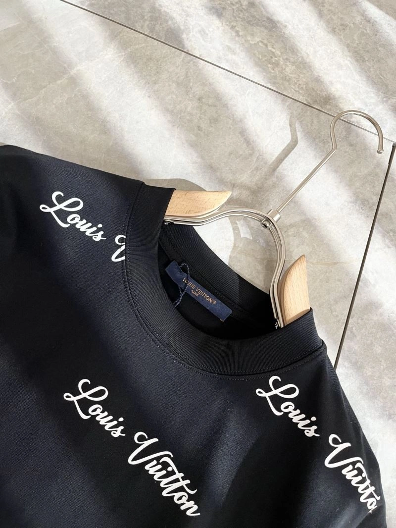 Chic Louis Vuitton T-Shirts 134545