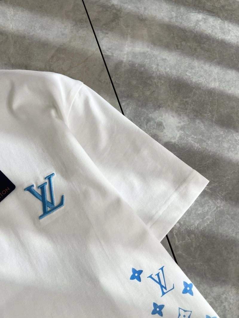 Louis Vuitton T-Shirts Youthful 134542