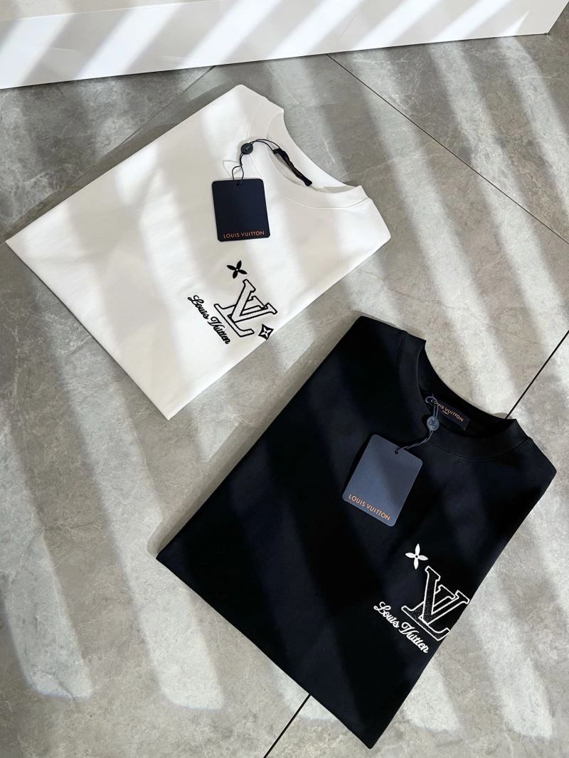 Louis Vuitton T-Shirts Lightweight 134529