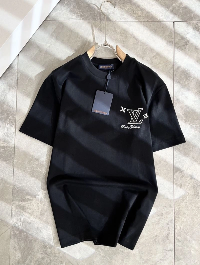 Louis Vuitton T-Shirts Lightweight 134529