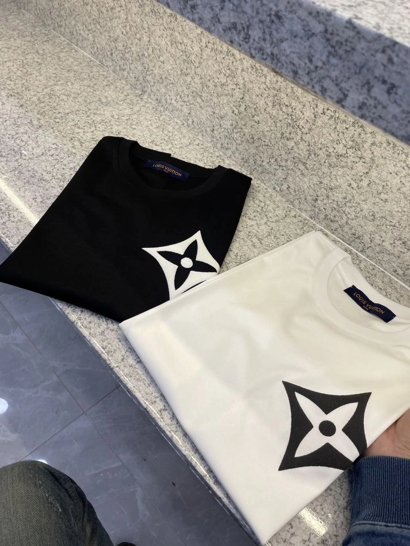 Louis Vuitton T-Shirts SmoothTexture 134526