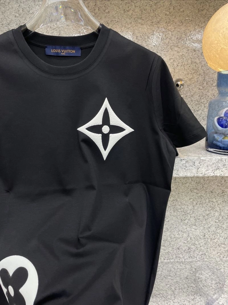 Louis Vuitton T-Shirts SmoothTexture 134526