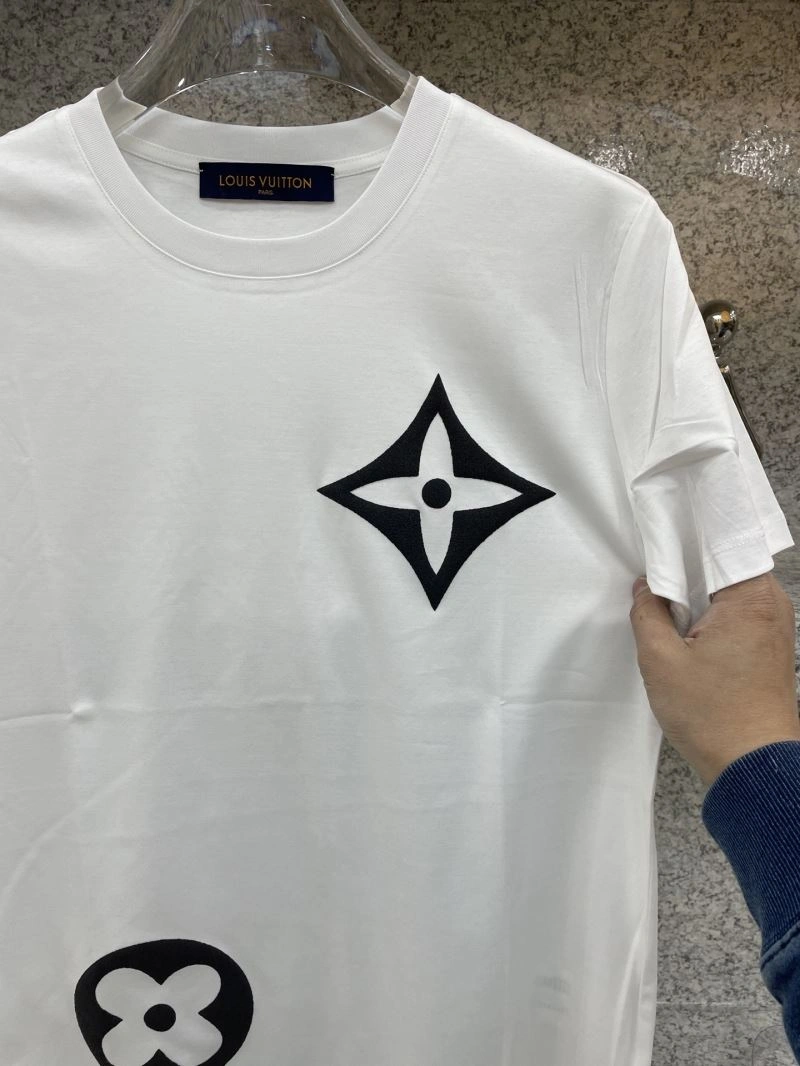 Louis Vuitton T-Shirts SmoothTexture 134526