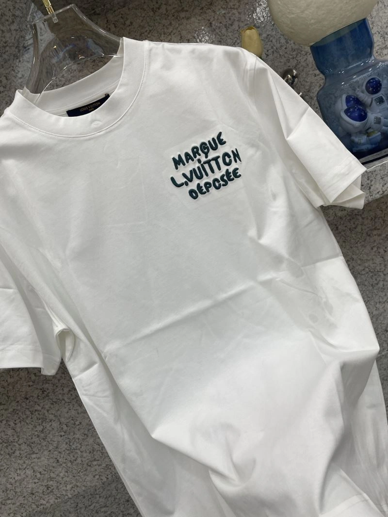 Louis Vuitton T-Shirts Unisex 134531