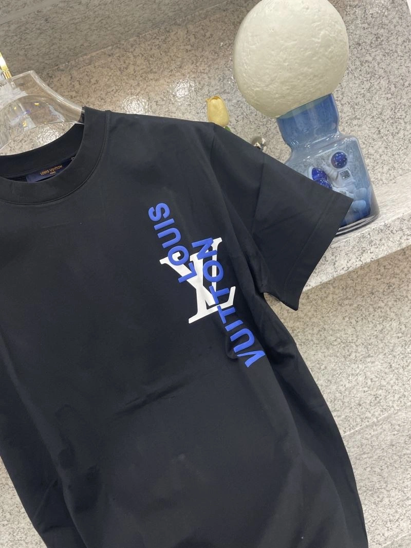 Louis Vuitton T-Shirts Bold 134527