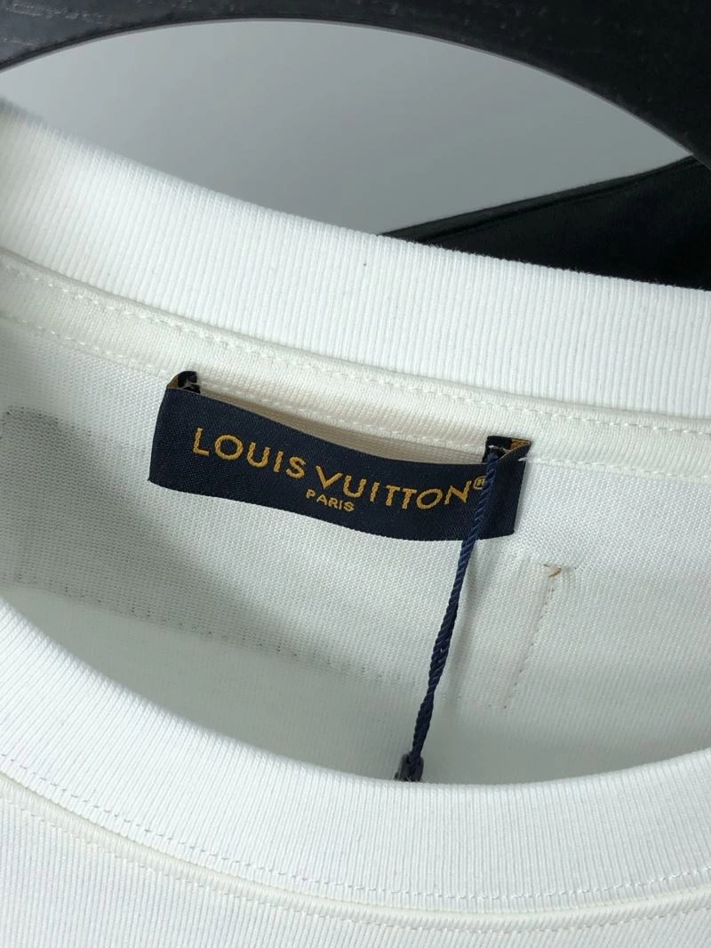 Louis Vuitton T-Shirts Breathable 134524