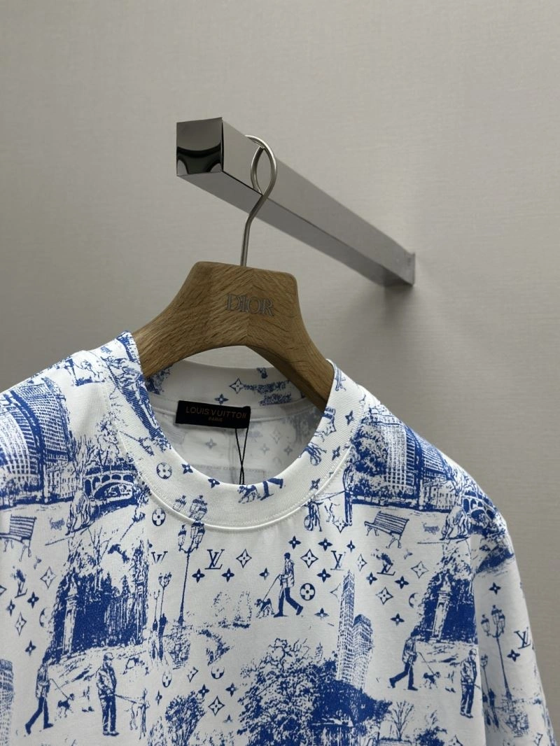Louis Vuitton T-Shirts ZipUp 134513