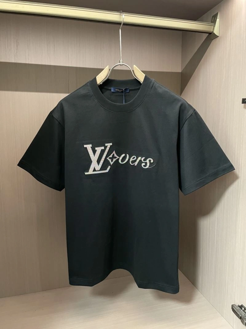 Louis Vuitton T-Shirts Breathable 134525