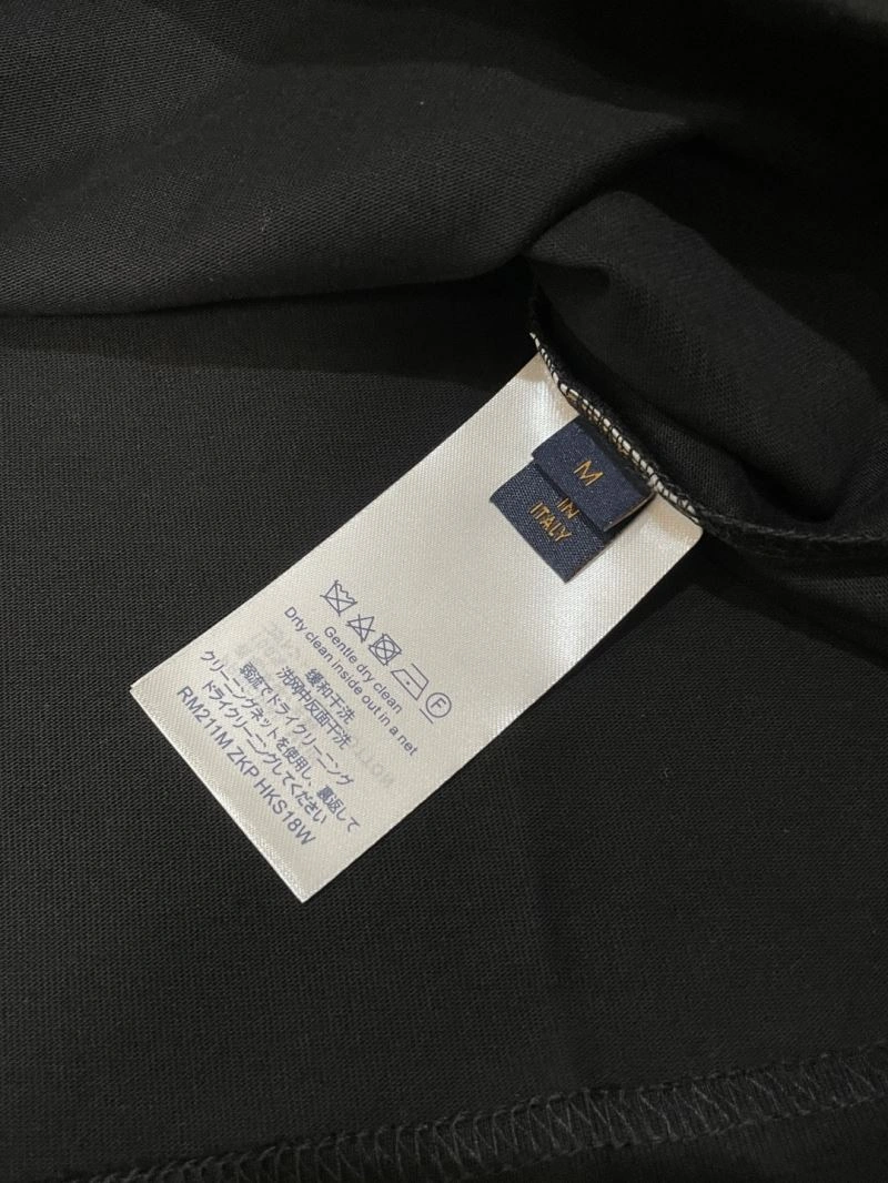 Louis Vuitton T-Shirts Breathable 134525