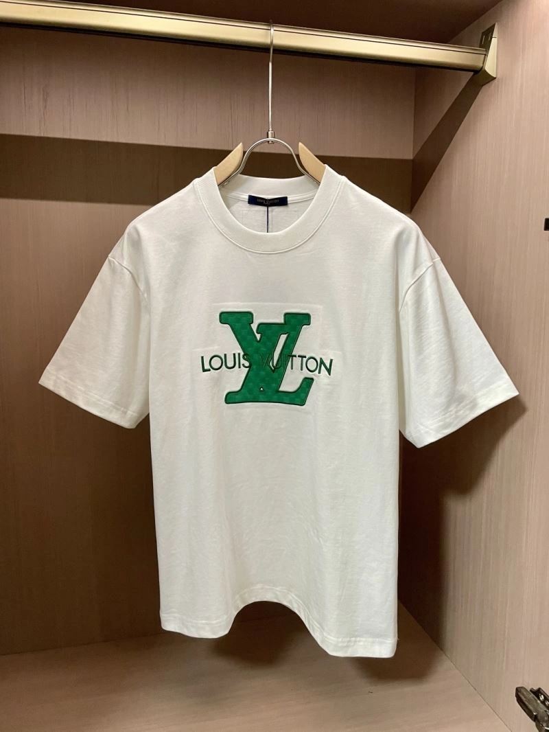 Louis Vuitton T-Shirts Cozy 134528